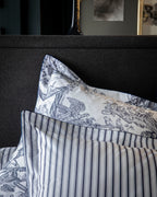 4 Continents - Pillowcase - White/Blue