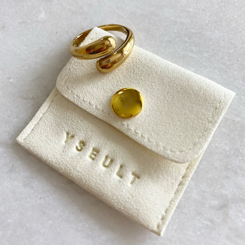 Laurette ring