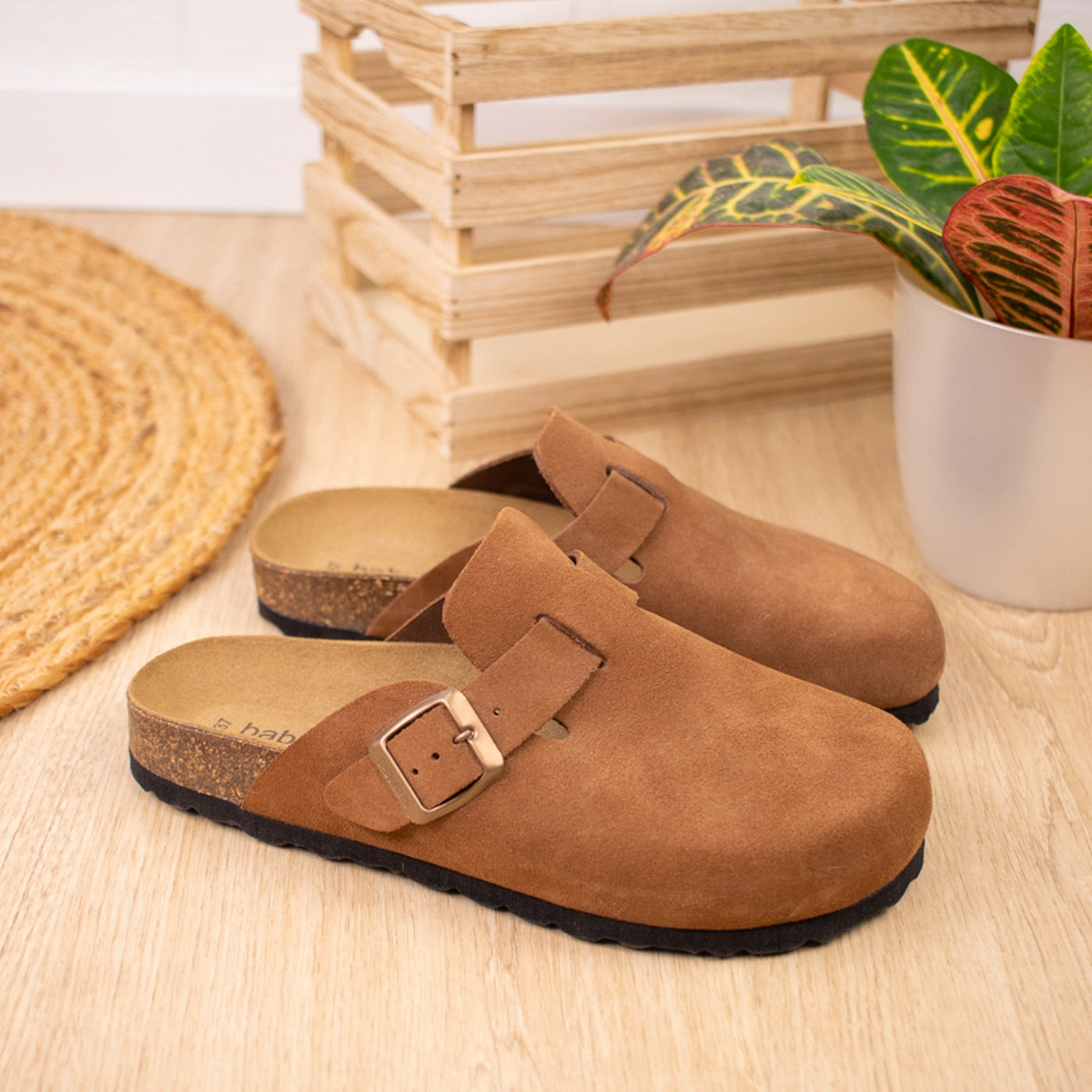 Leather Clogs - Women