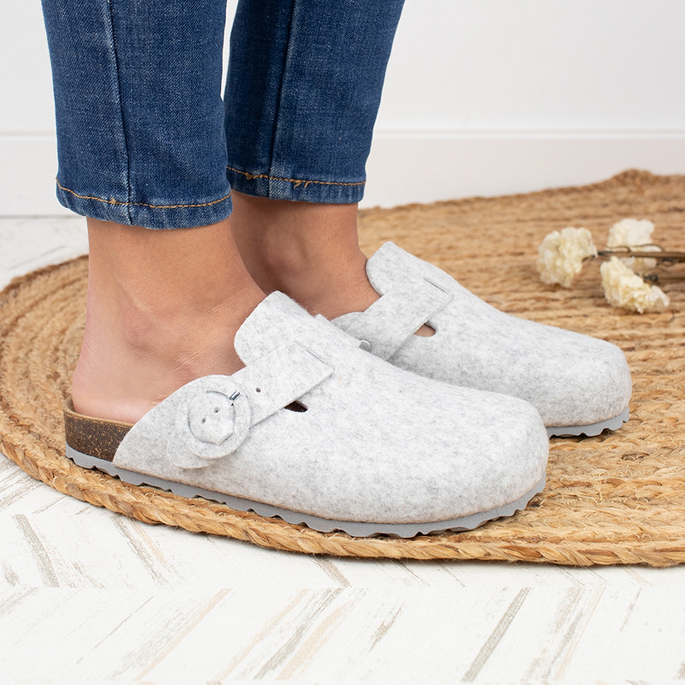 Zuecos Gris - Mujer