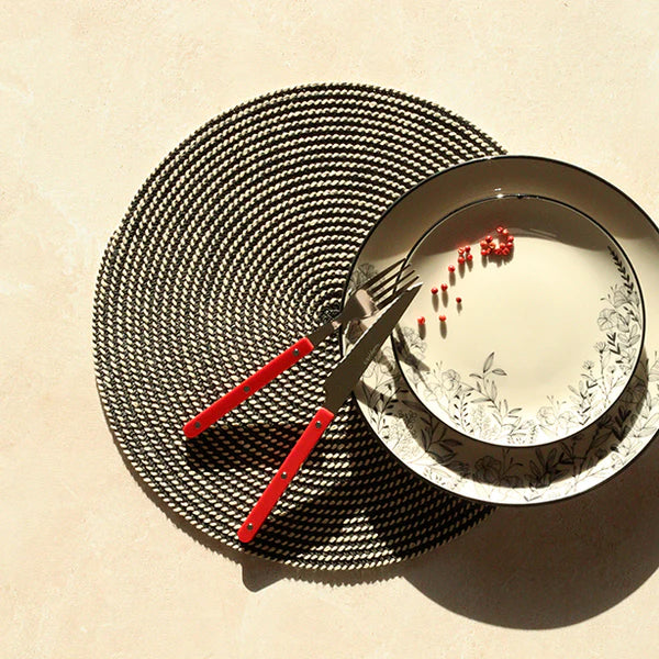Set of 6 Black Placemats - 36cm