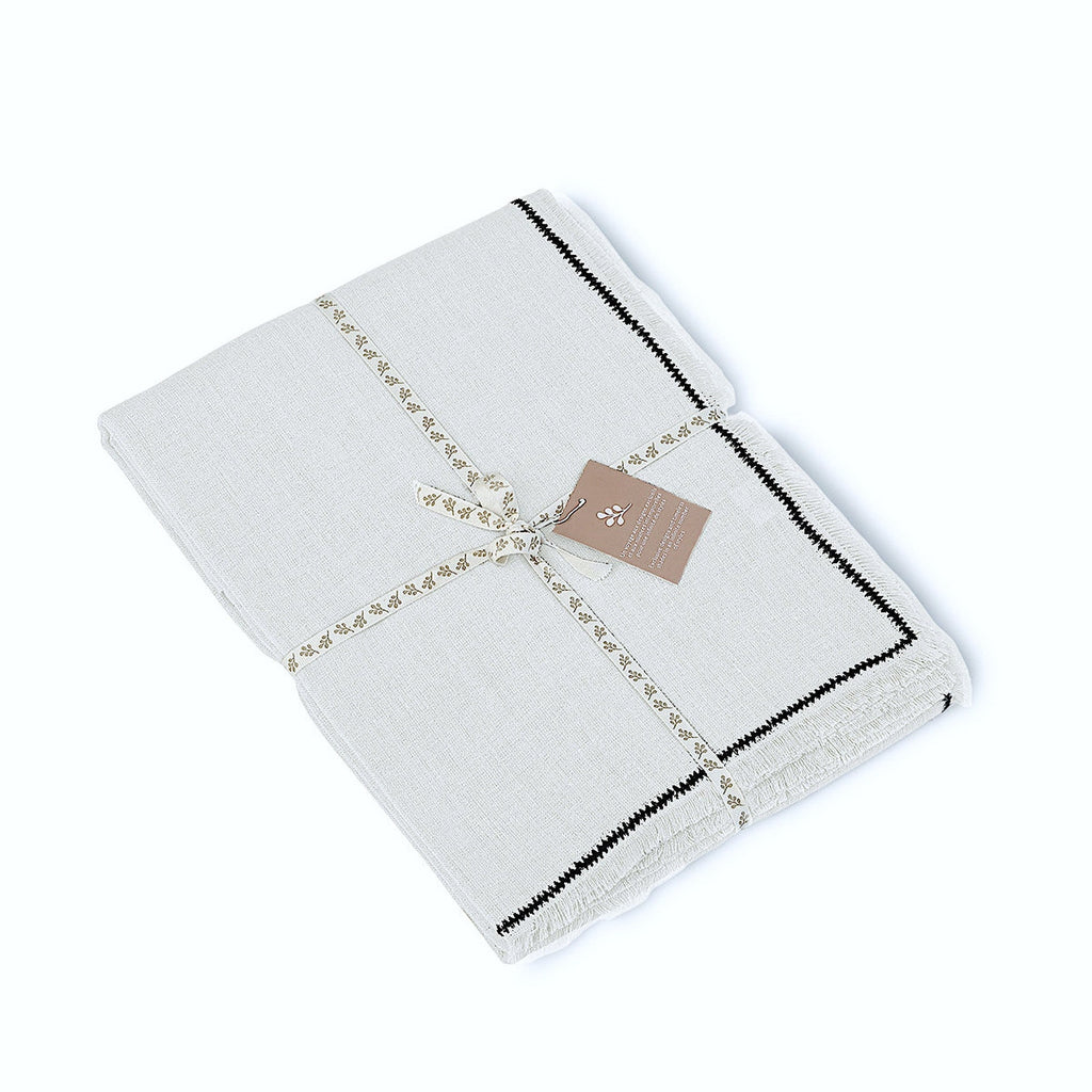 Washed Linen Tablecloth 140x140 - Gabriel - White / Black