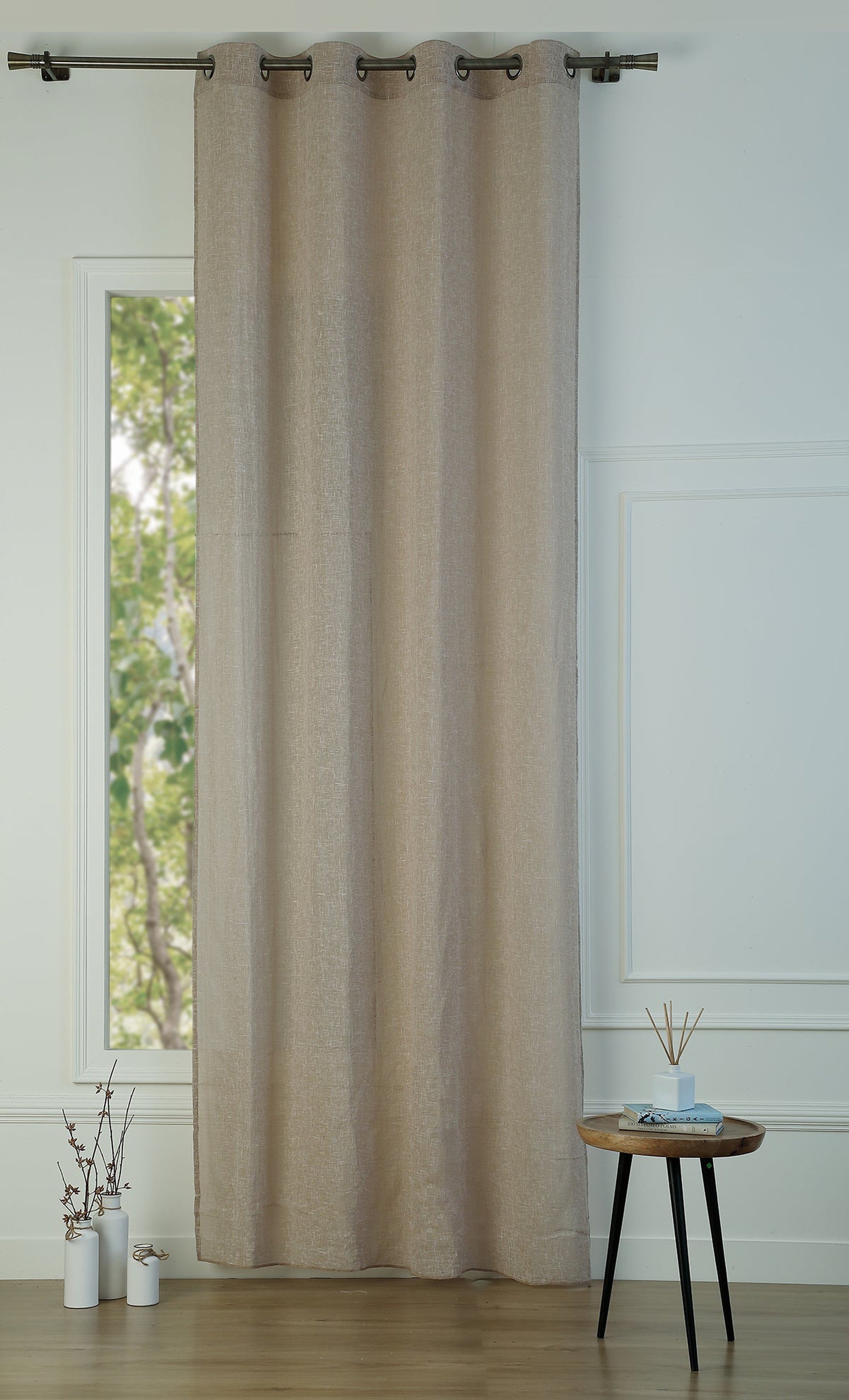 Leo - Eyelet Curtain - Polycotton - Natural