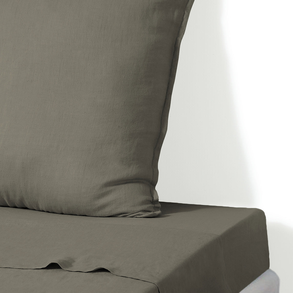 Camille - Flat Sheet - Washed Linen - Khaki Green