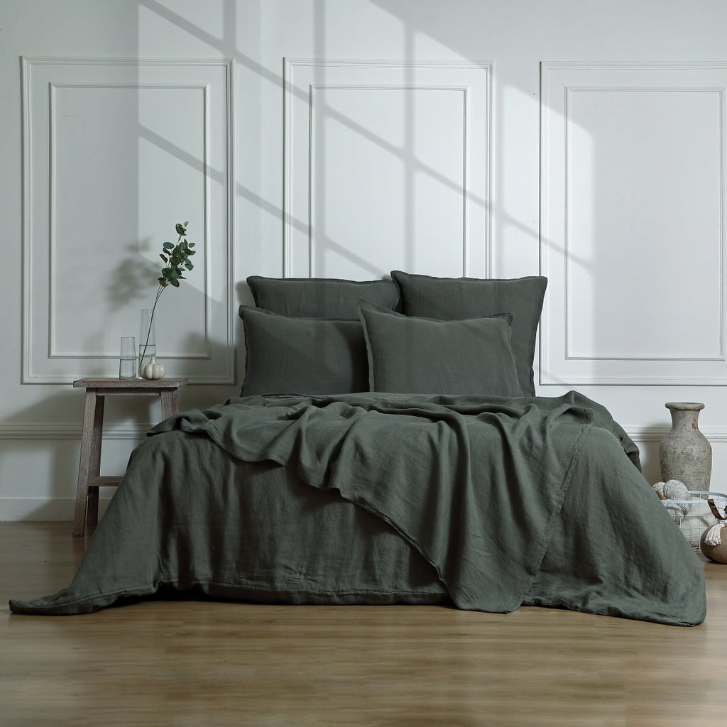 Camille - Bedding Set + Pillowcases - Washed Linen - Khaki Green