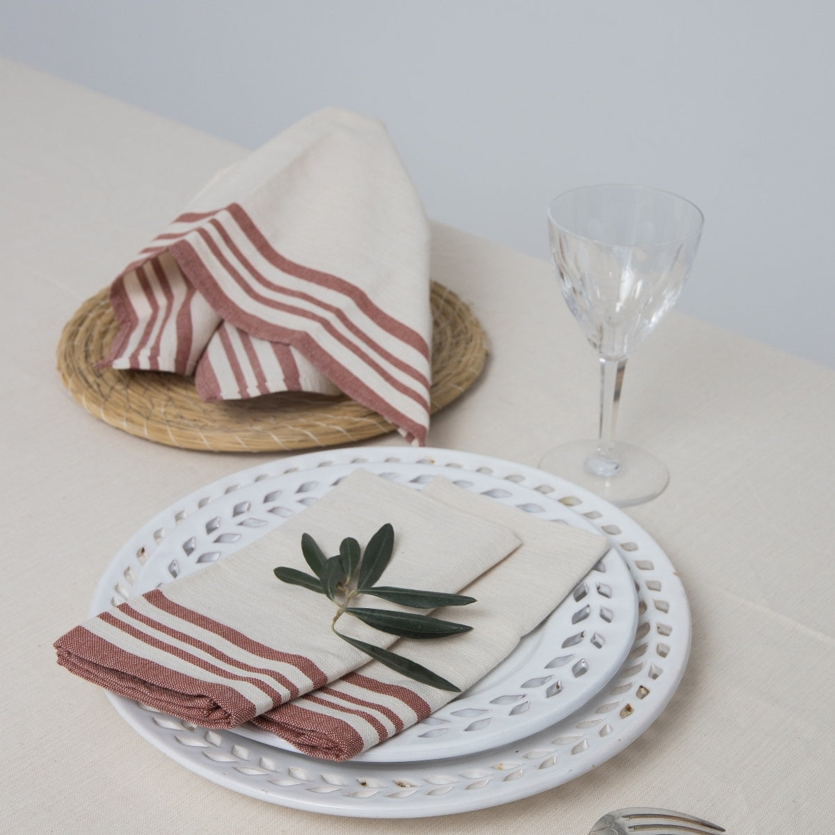 Set Of 4 Guetary Table Napkins - Linen Beige / Tomette Red - Cotton