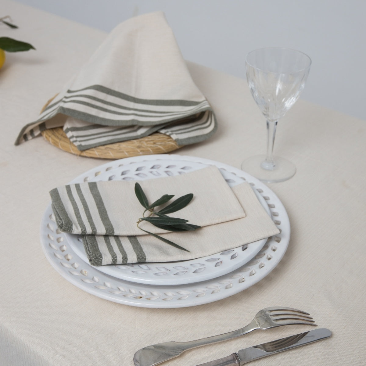Guetary - Conjunto de mesa - Algodón - Beige lino/Verde oliva