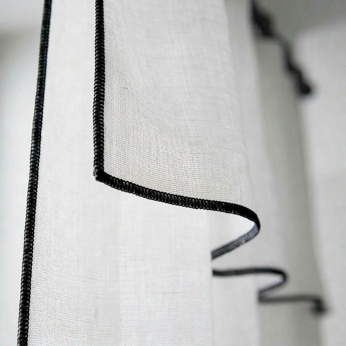 Bruma - Tab-Top Voile Curtain - Organic Cotton Voile - White/Black