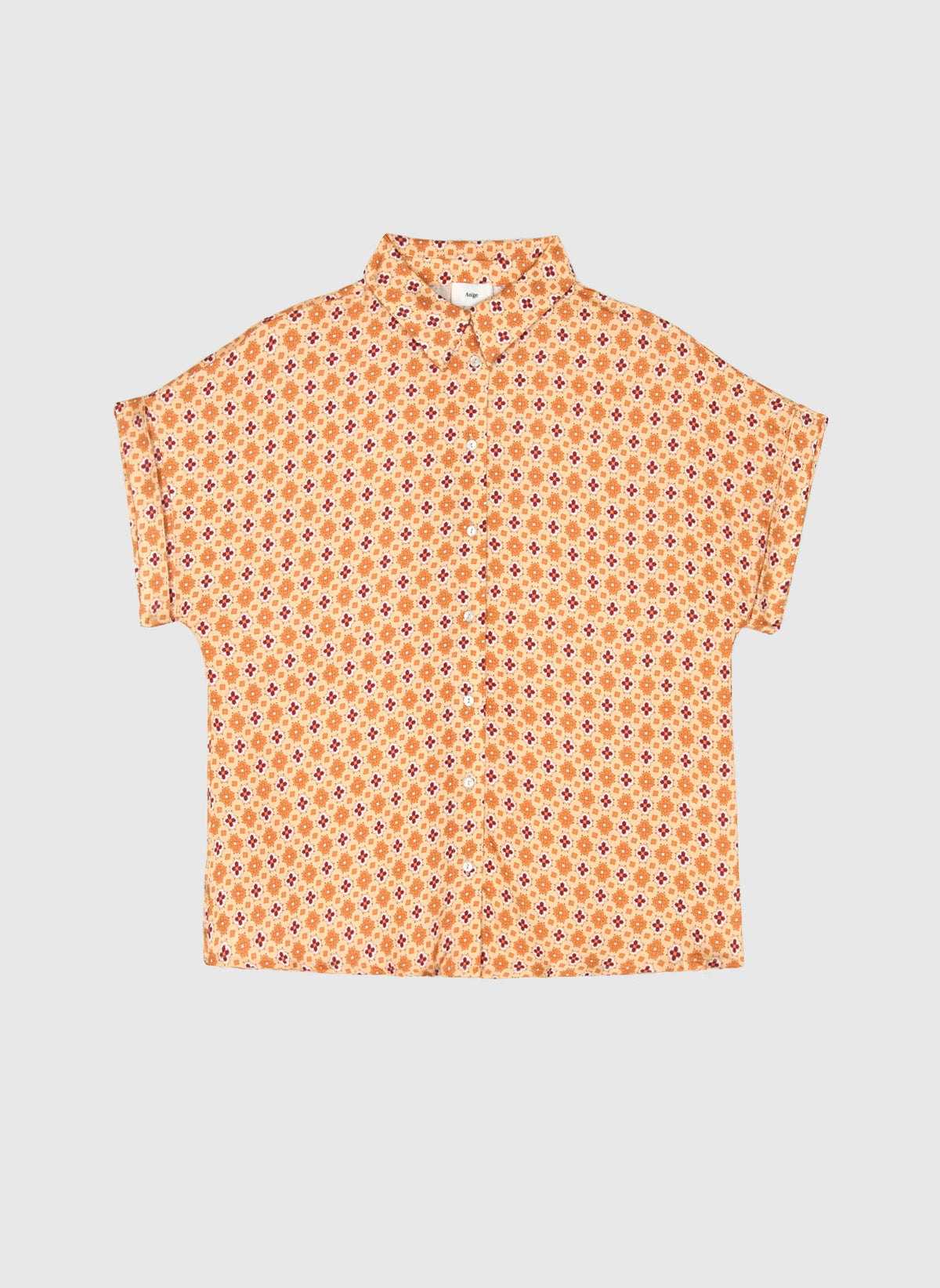 An'ge – Chemise Kacilia Domini Ble, chemise à manches courtes orange et motifs géométriques sur fond gris