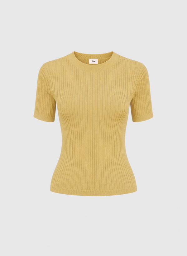 An'ge – Pull Lesienna Paille, mosterdgeel geribbeld T-shirt met korte mouwen, vooraanzicht