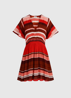An'ge – Robe Courte Oflyma Sulana Bordeaux, robe courte à rayures multicolores, encolure en V et manches courtes