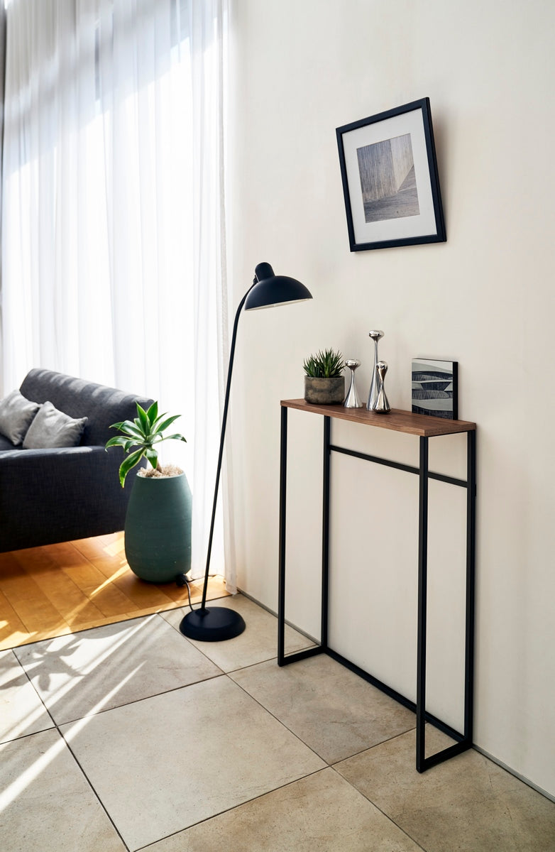 Consola Fina - Tower - Negro