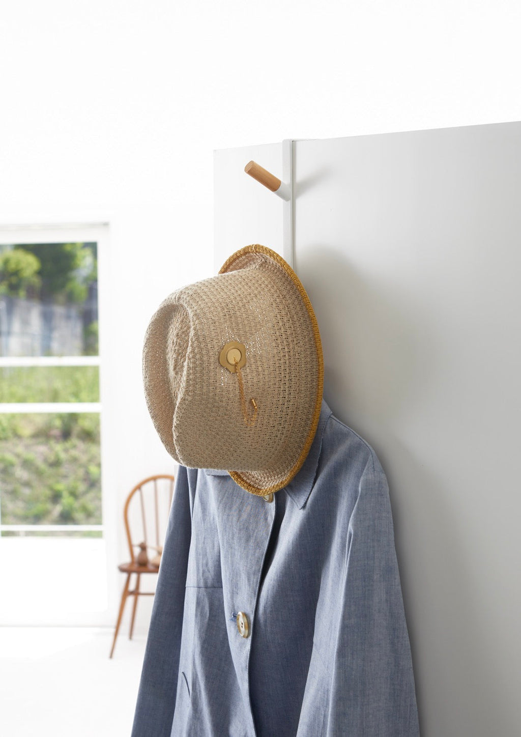 Hanger-Door - Tower - White