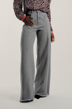 The Washed Gray Swiggy Jean