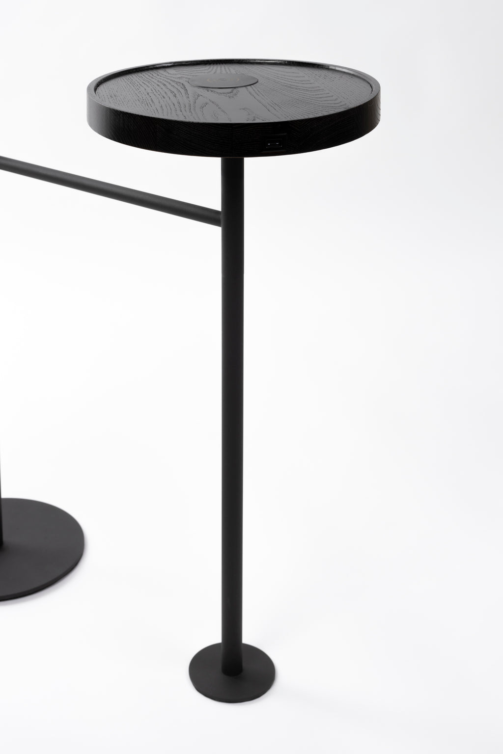 Orion Charge - Floor Lamp - Glass - Black