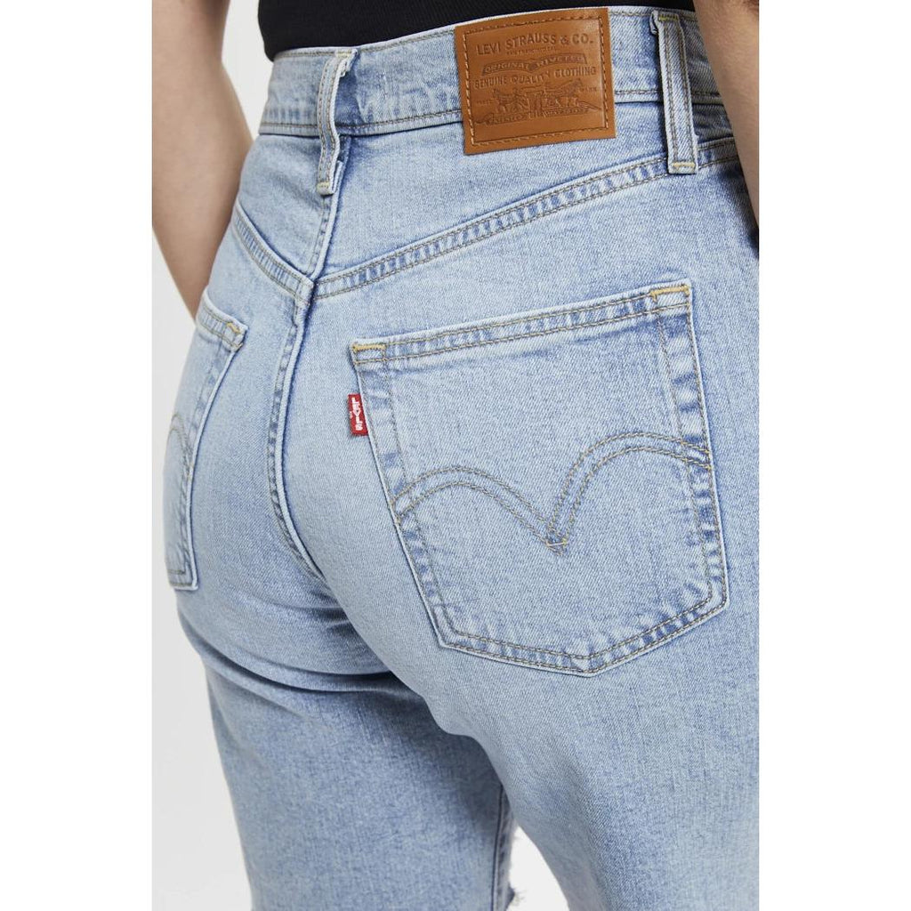 Pantalón Corto Vaquero de Tiro Muy Alto Levi's Ribcage