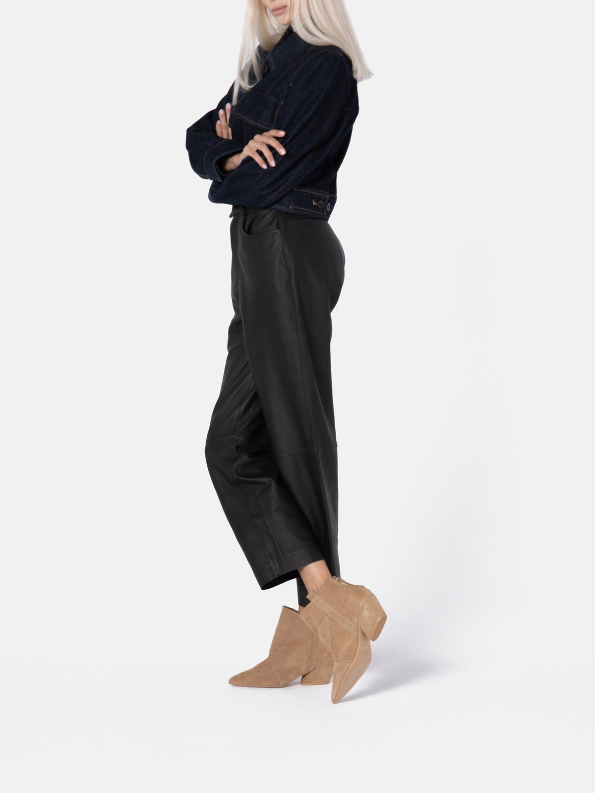 Feel My Needs Ankle Boots - Tan