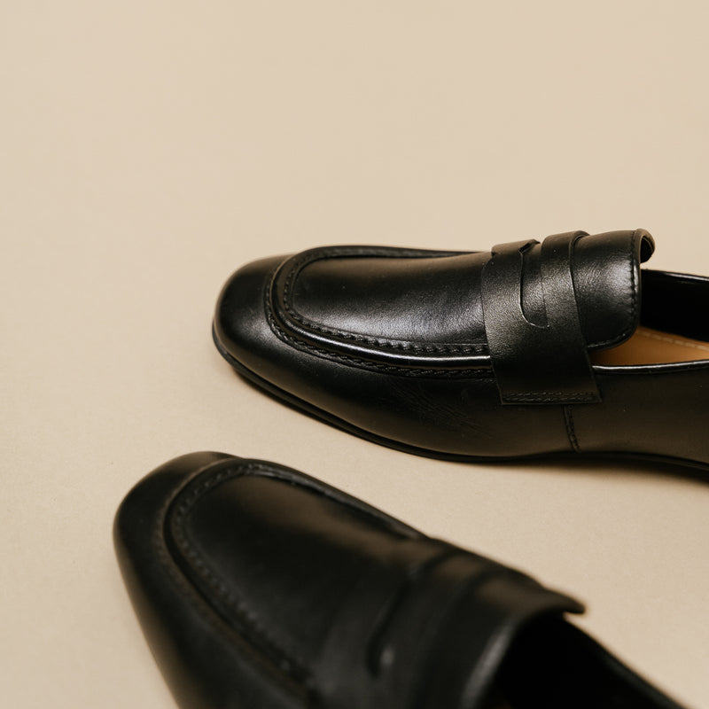 Jonak - Aca Leather Loafers - Black