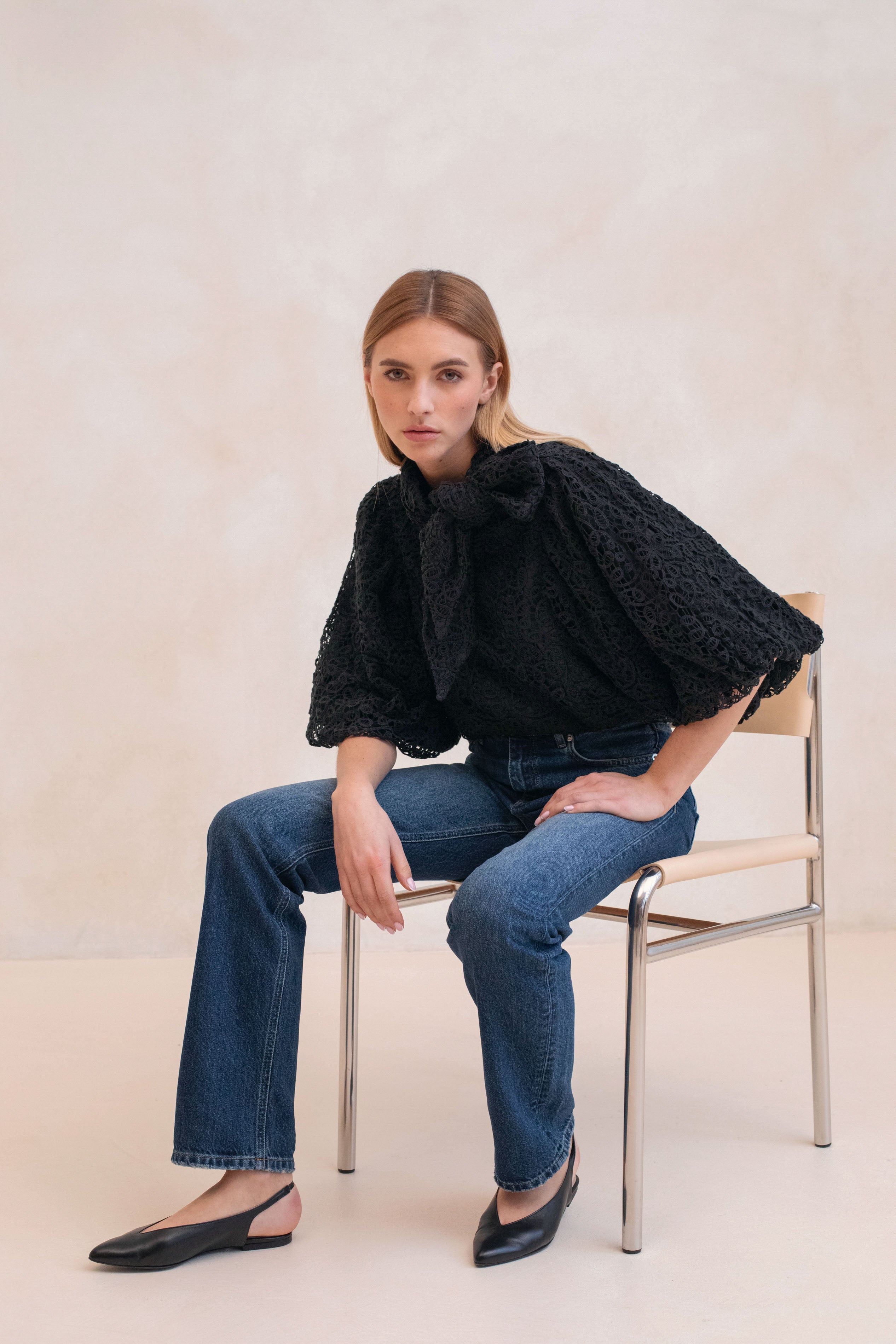 Le Claude Blouse - Black