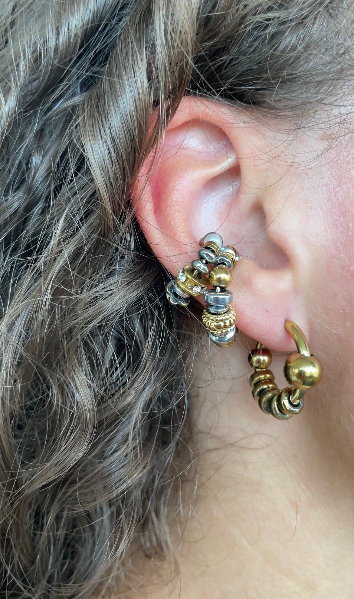 Anemone Ear Cuff