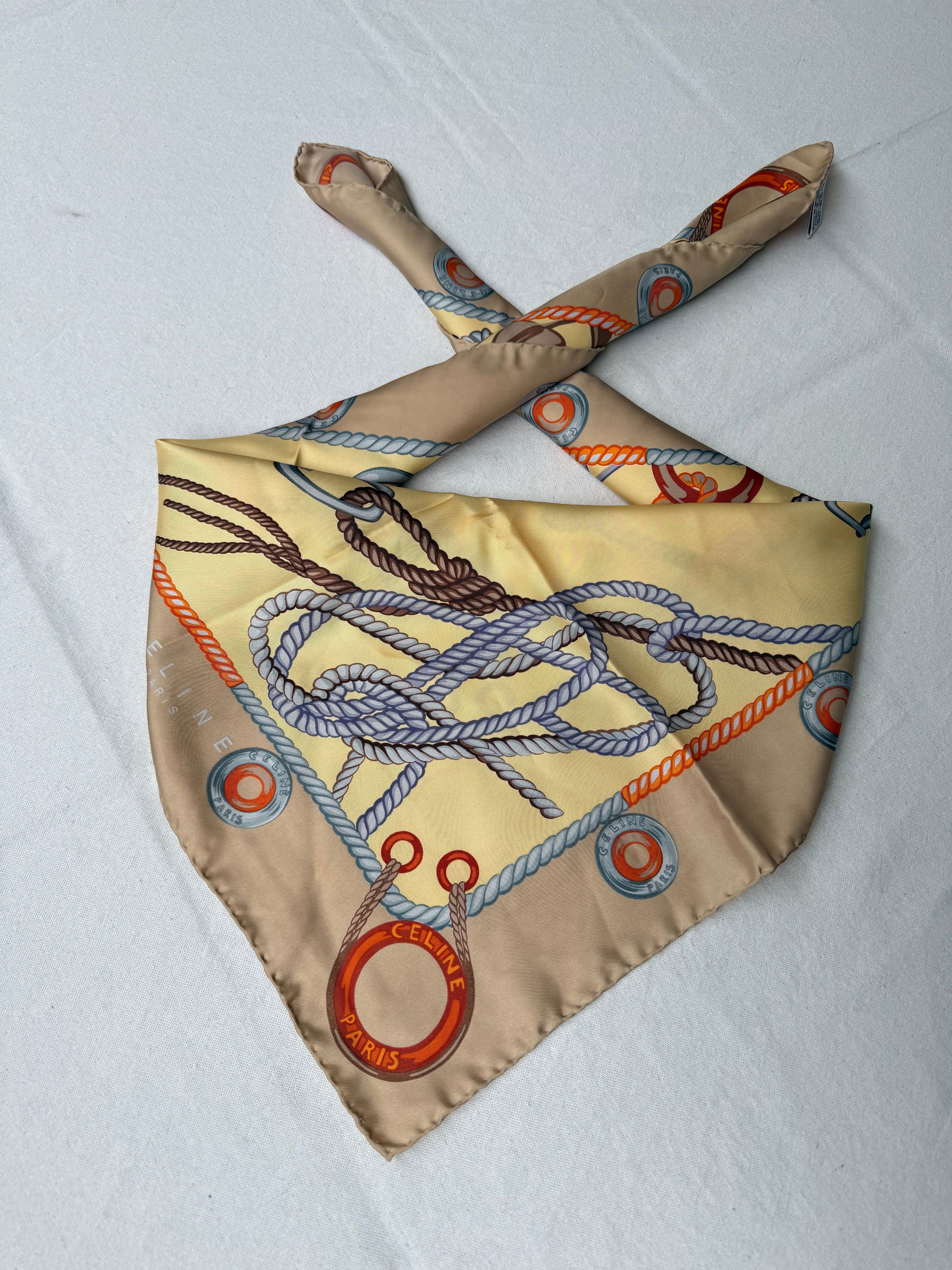 Bufanda Céline – Cuerdas y Cadenas