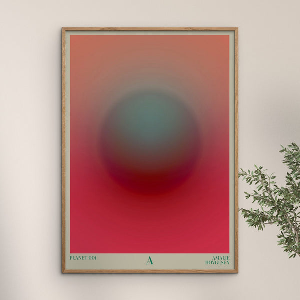 Amalie Hovgesen - Planet 001