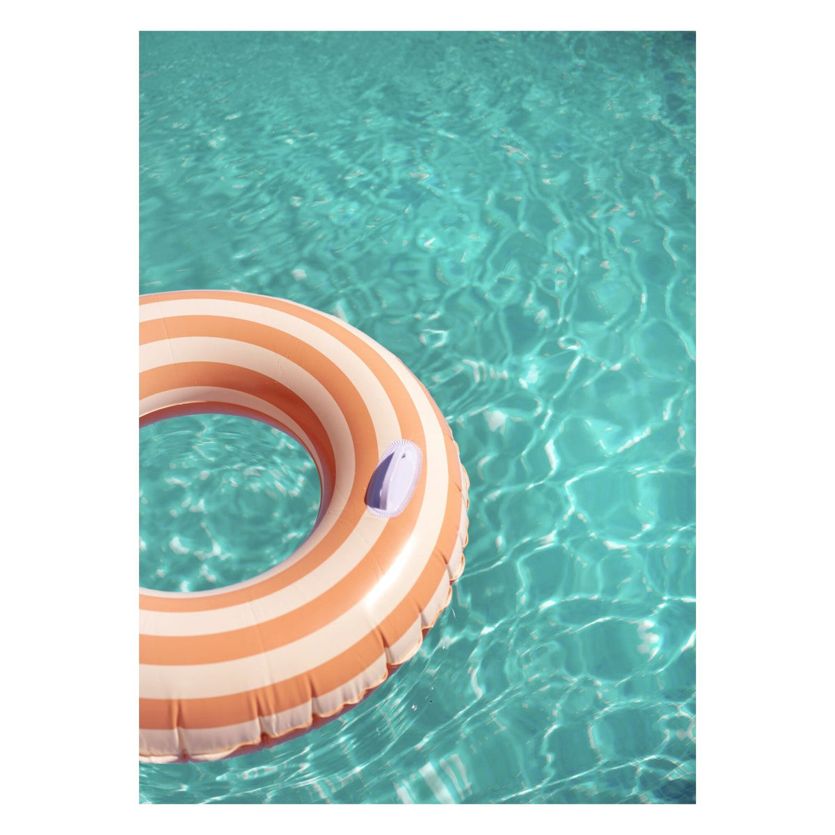 Raisa Zwart - Diversión en la piscina Peach Fuzz