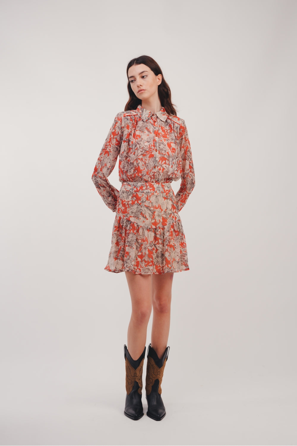 The Jill Blusa Flores Negra Rojo
