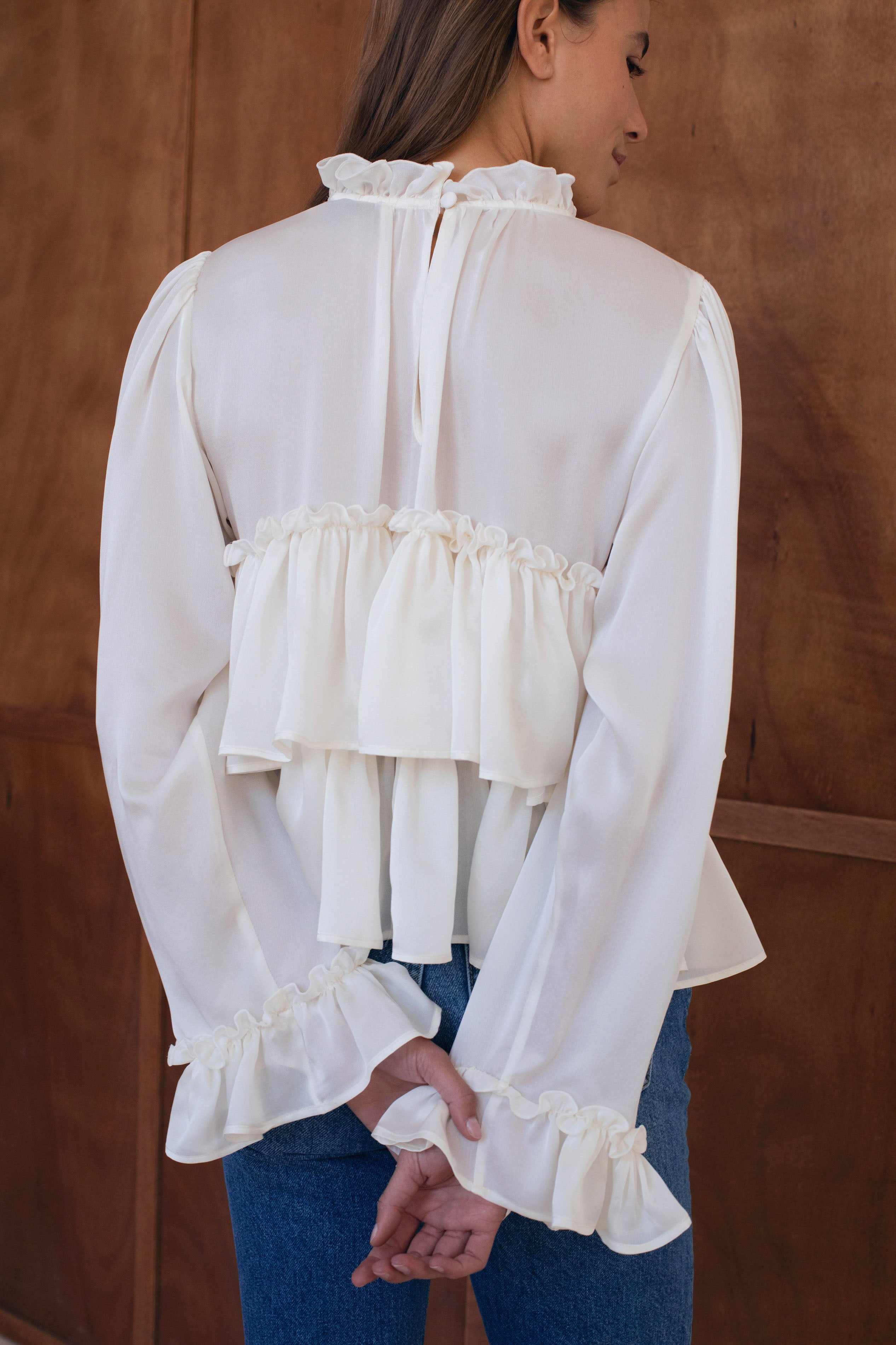 Le Carmen Blouse - Ecru