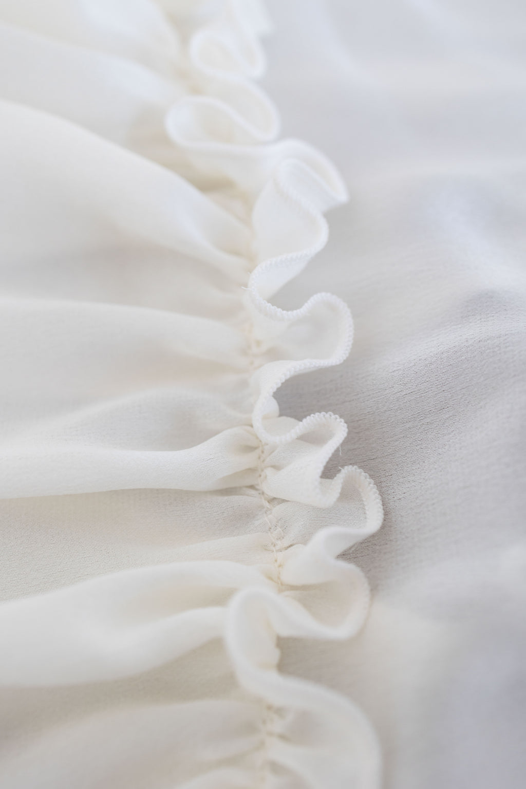 Le Carmen Blouse - Ecru