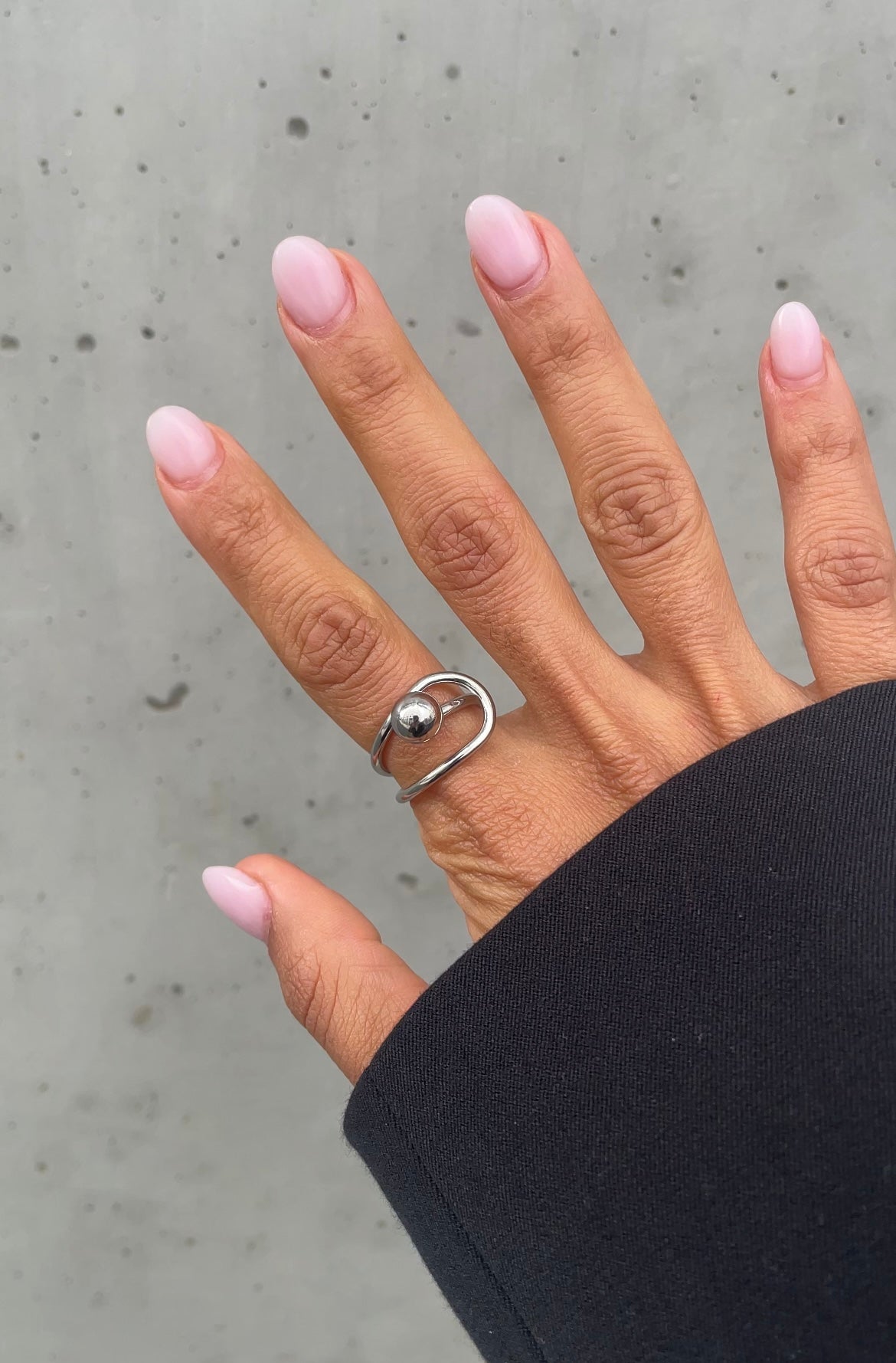Anello perla grunge