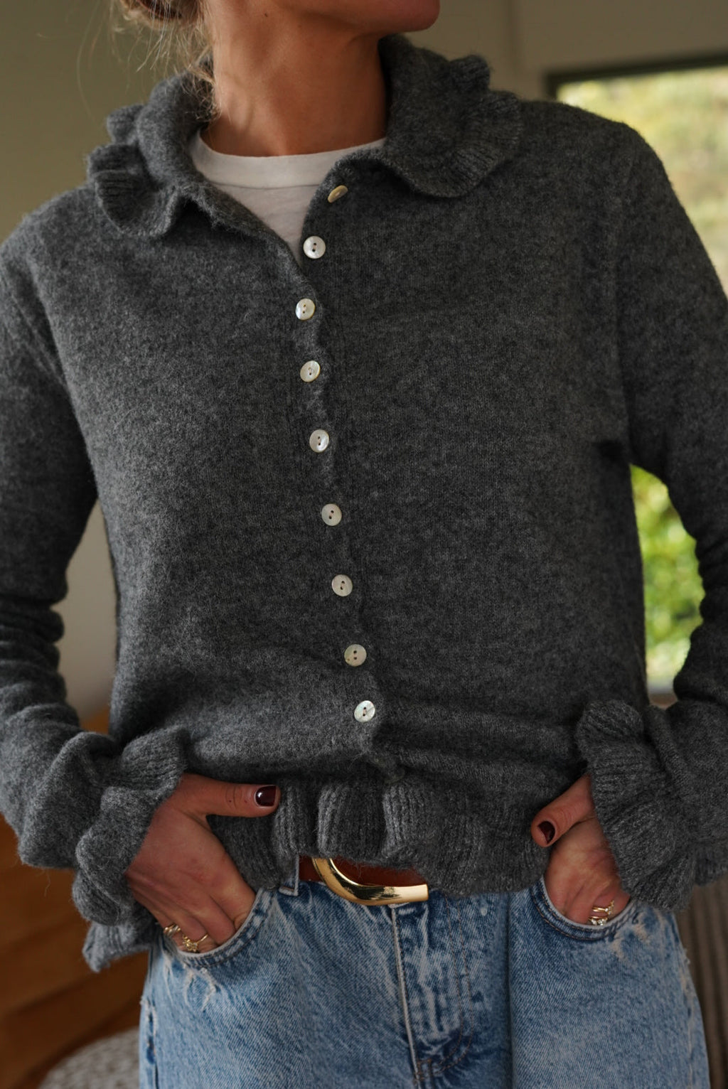 Paco Vest with Froufrou Collar Anthracite