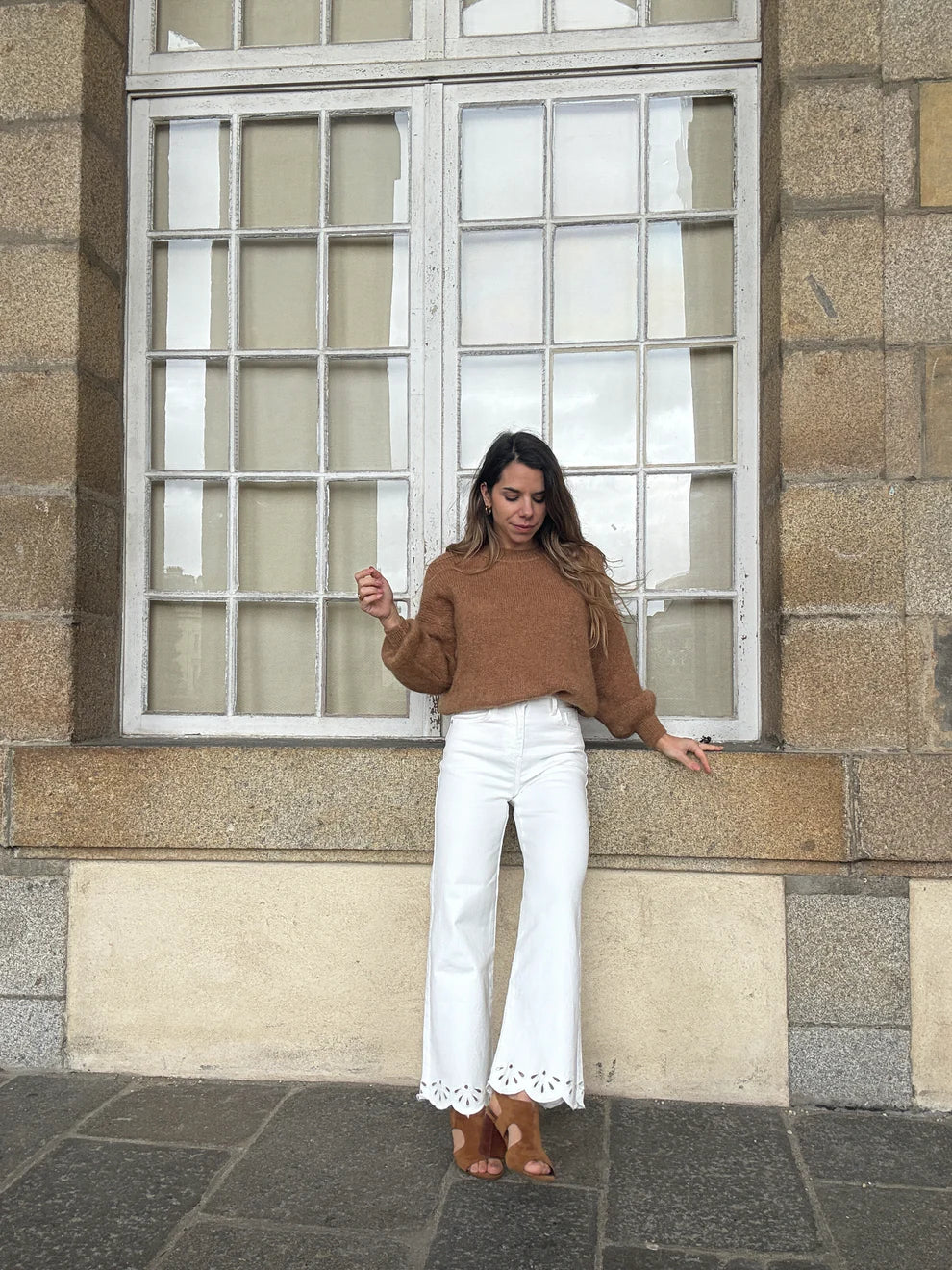 Vaqueros capri con bordado Lola