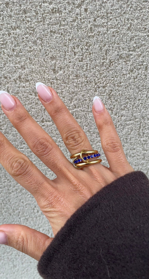 Anillo de alta costura de colores