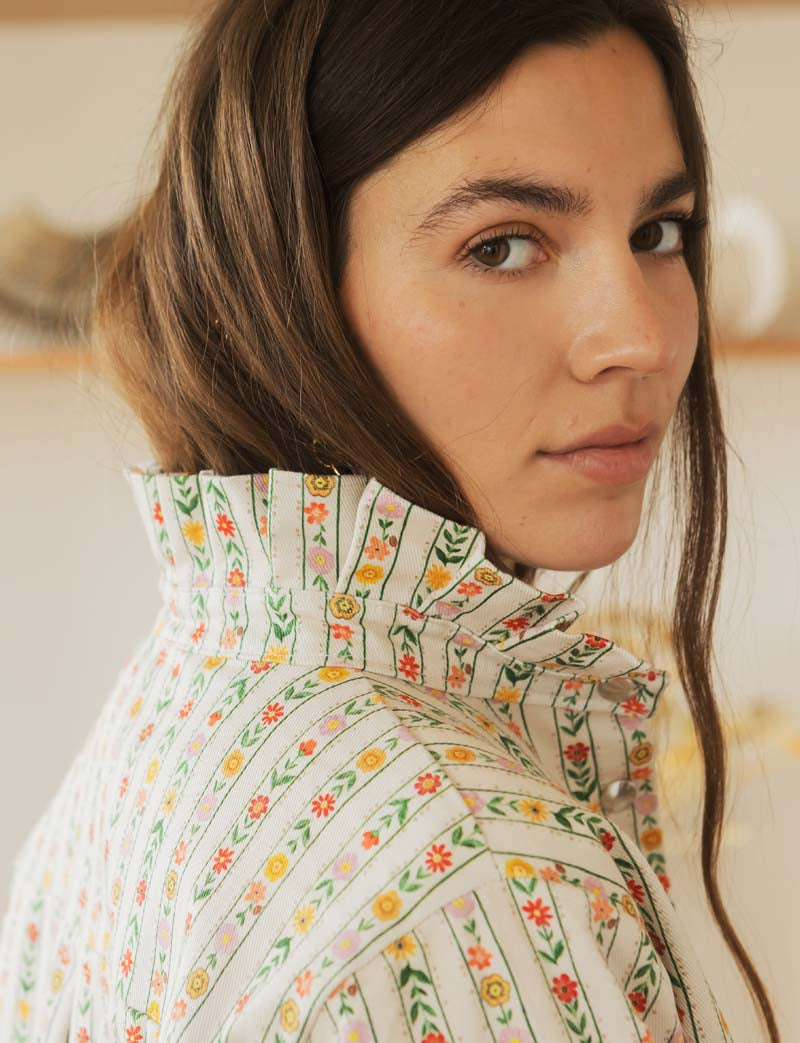 Ecrufarbene Blumenjacke Denvy