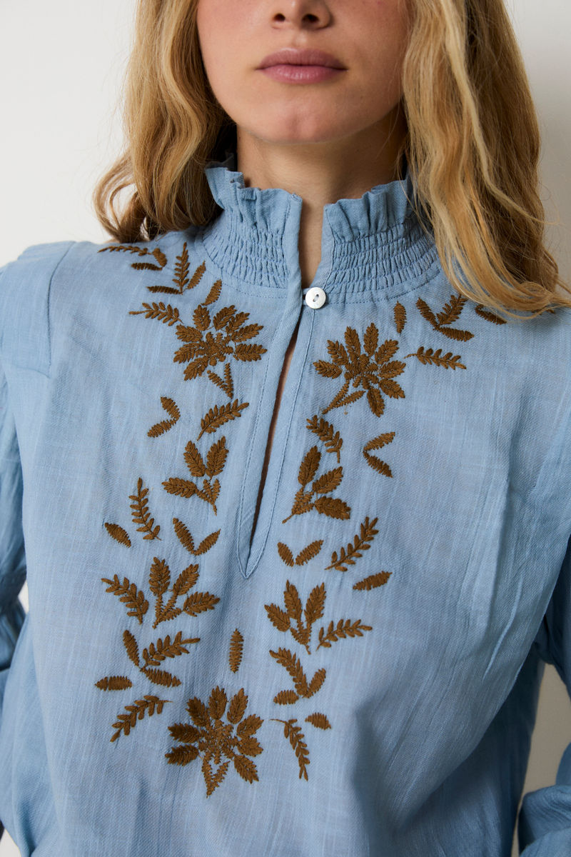 Blouse Lupe Broderie Bleu