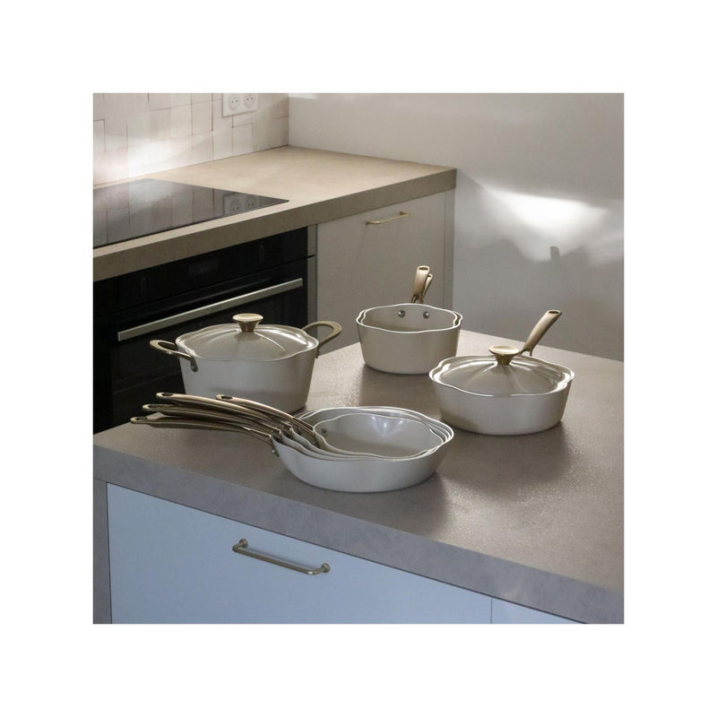 Dahlia Recycled Aluminum Casserole Dish, Beige, with Lid - 24cm