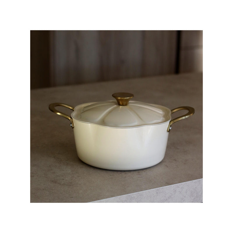 Dahlia Recycled Aluminum Casserole Dish, Beige, with Lid - 24cm