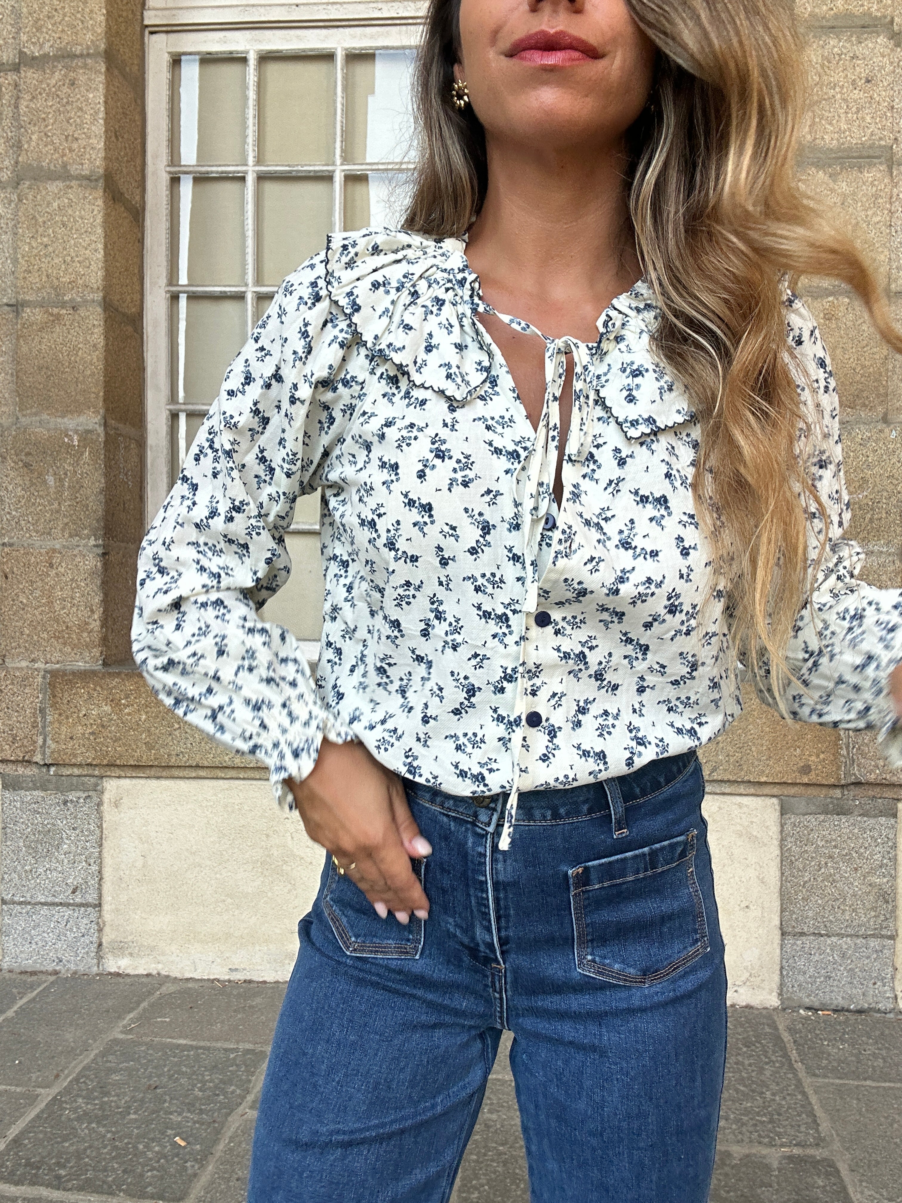 Maria floral wide-collar blouse