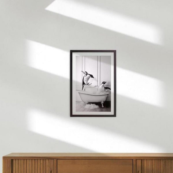 Really Nice Things - Image Encadrée - Penguin Bath