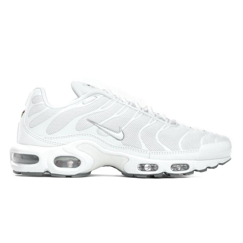 Air Max Plus Sneakers - White - Men