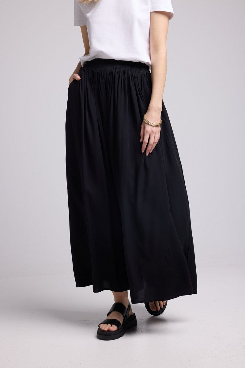 Falda Larga - Negro