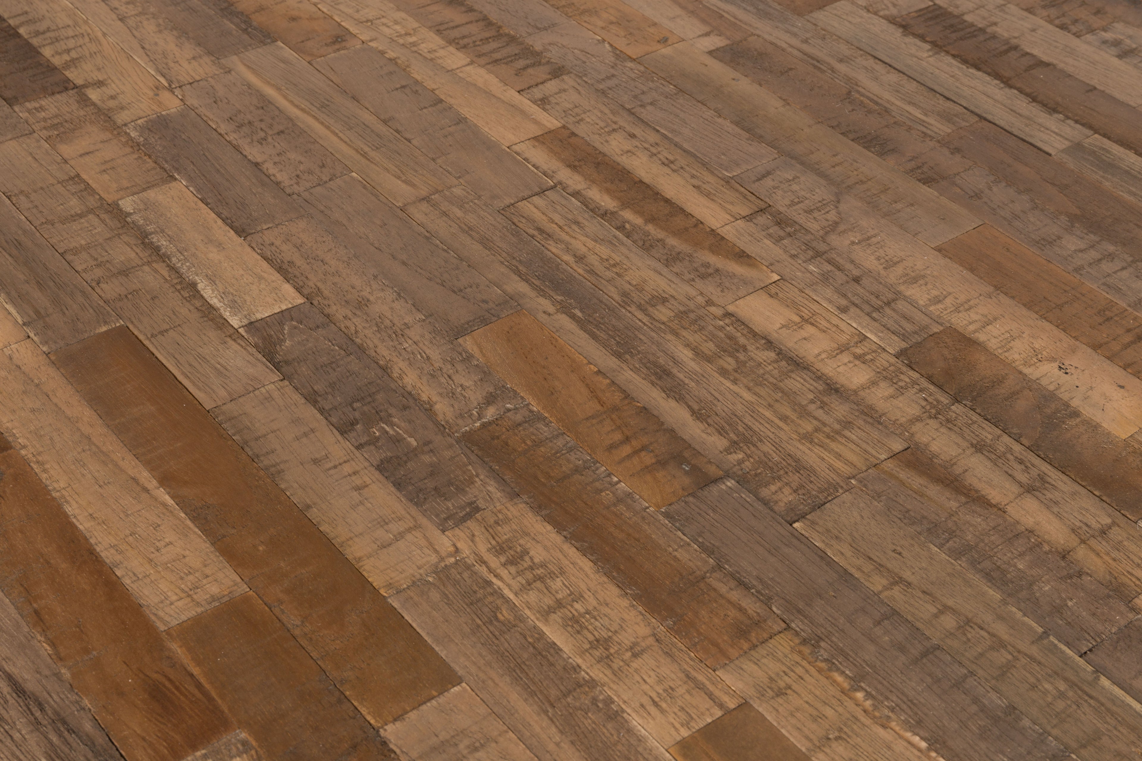 Suri - Dining Room Table - Teak - Natural/Brown