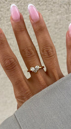 Simple heart ring