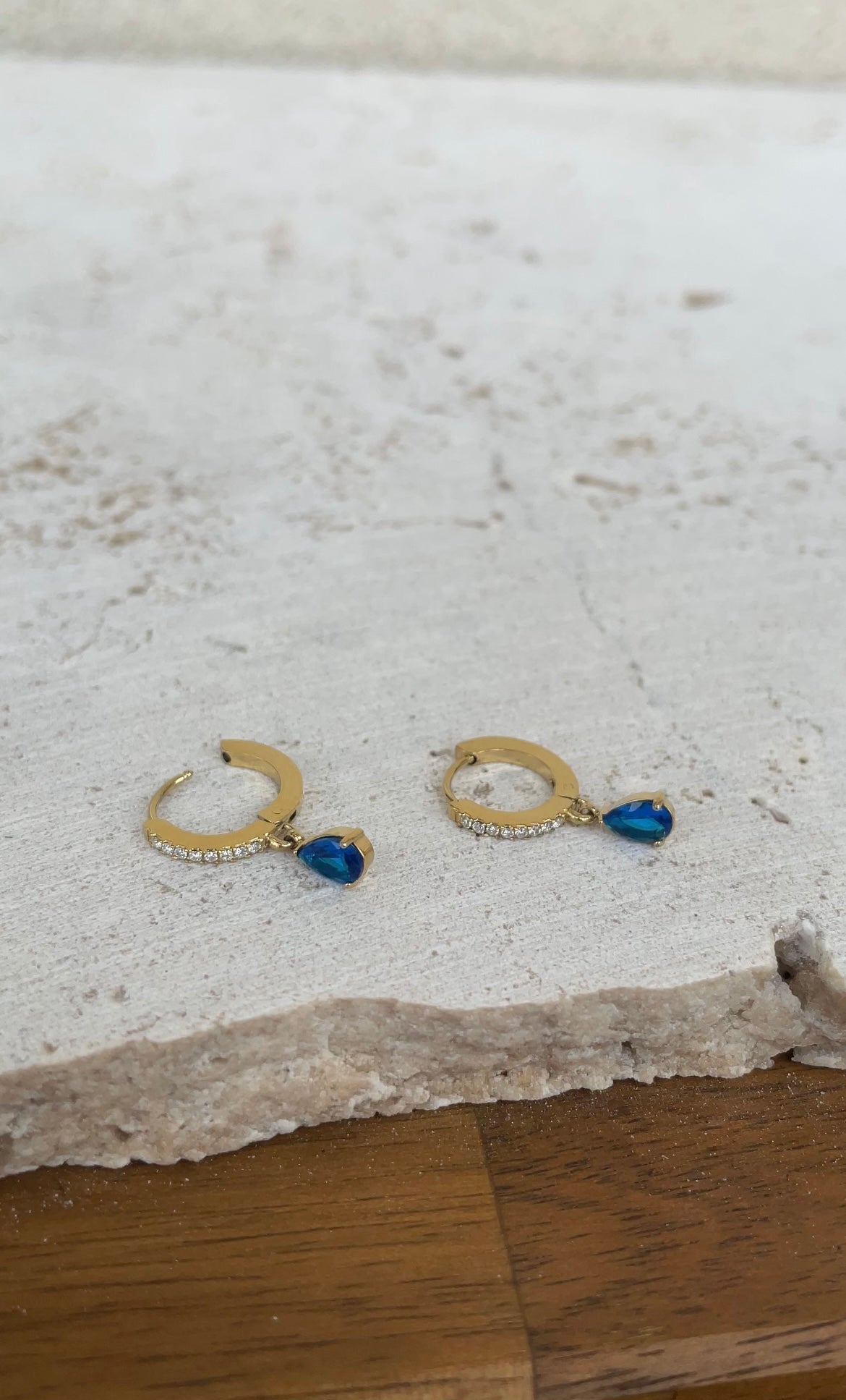 Mono Drop Earrings