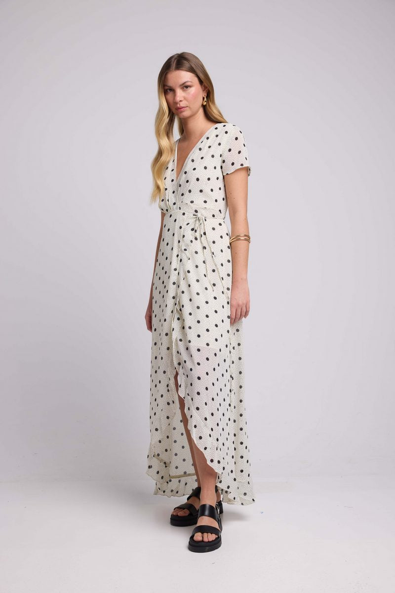 Vestido Largo Mangas Cortas - Lunares Blancos