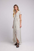 Vestido Largo Mangas Cortas - Lunares Blancos