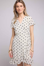 Robe Courte Manches Courtes - Pois Blanc