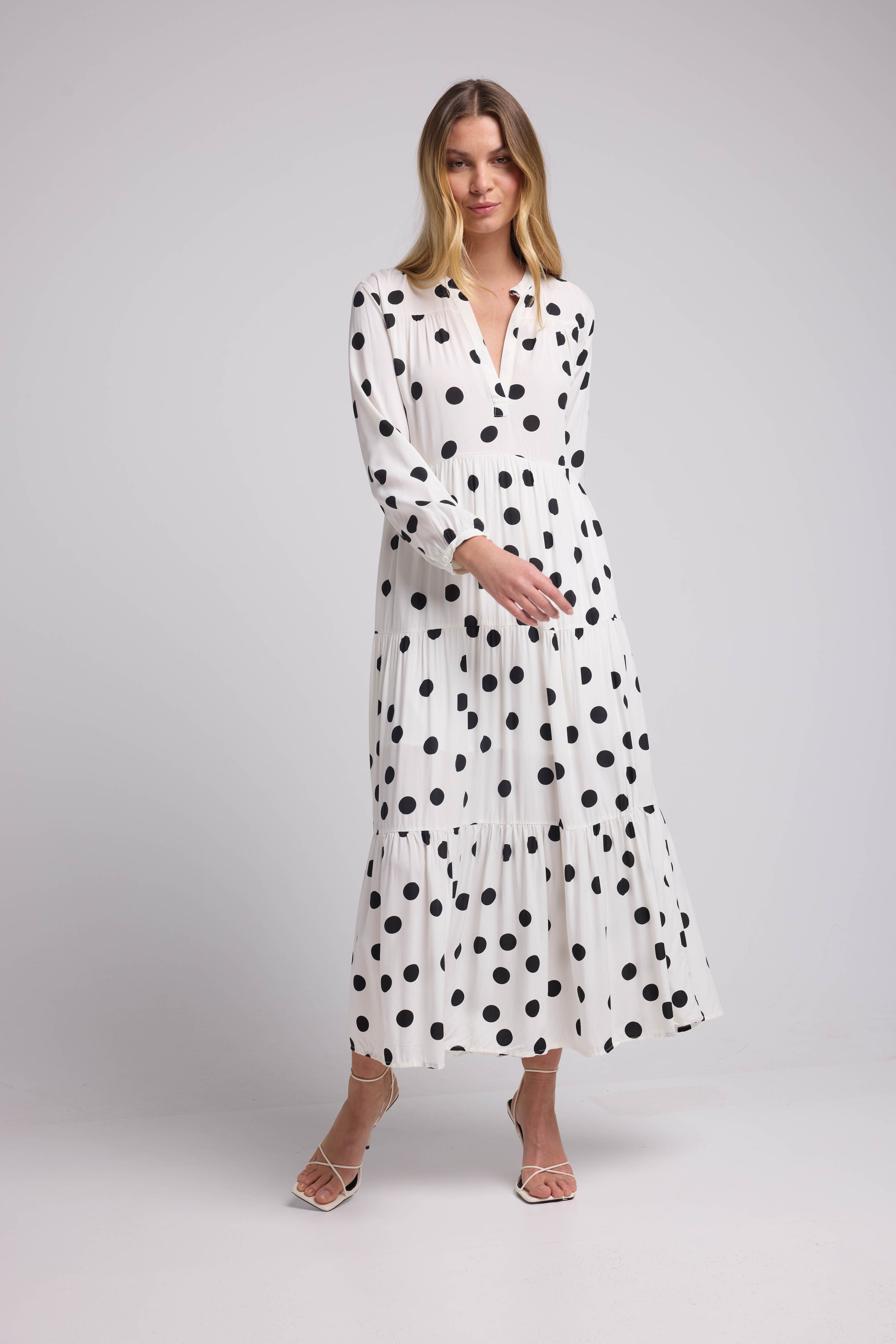 Vestido Largo Manga Larga - Body Blanco Lunares Negros