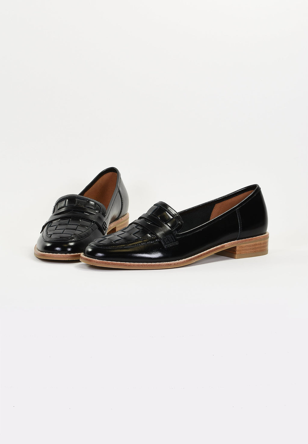 Jiji - Black
